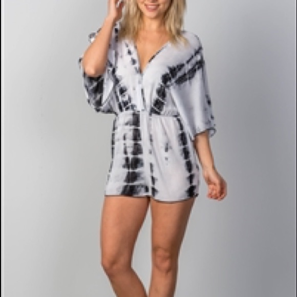BOHO BLACK & WHITE TIE DYE ROMPER - Picture 3 of 5